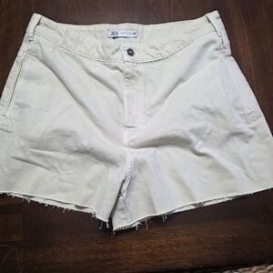 Zara Women's Beige Casual Shorts